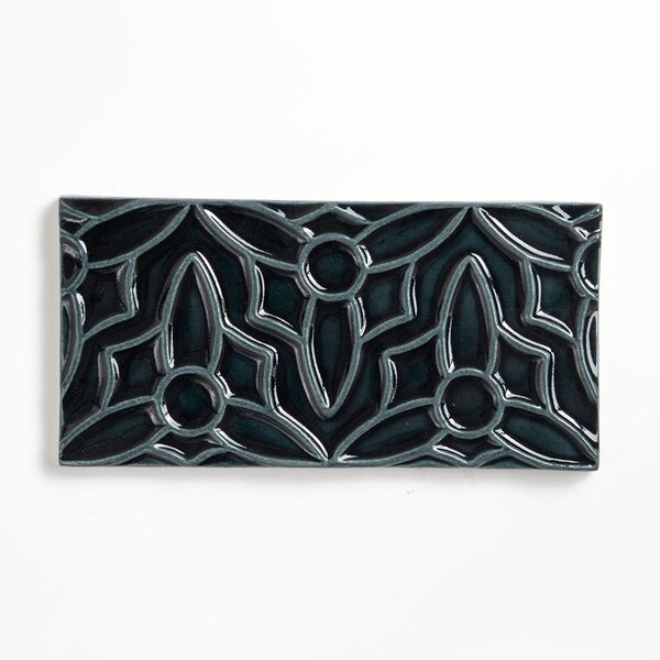 Obsidian Crackled Barcelona Ceramic Accent Tiles 4×8