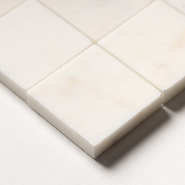 Calacatta Cremo Honed 2×2 Marble Mosaic 12×12