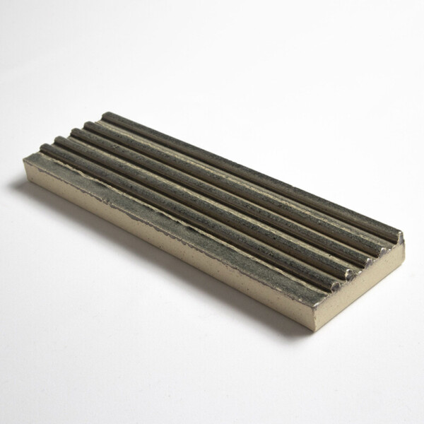 Ash Glossy Fluted Glazed Terracotta Tiles 2 1/4×7 9/16