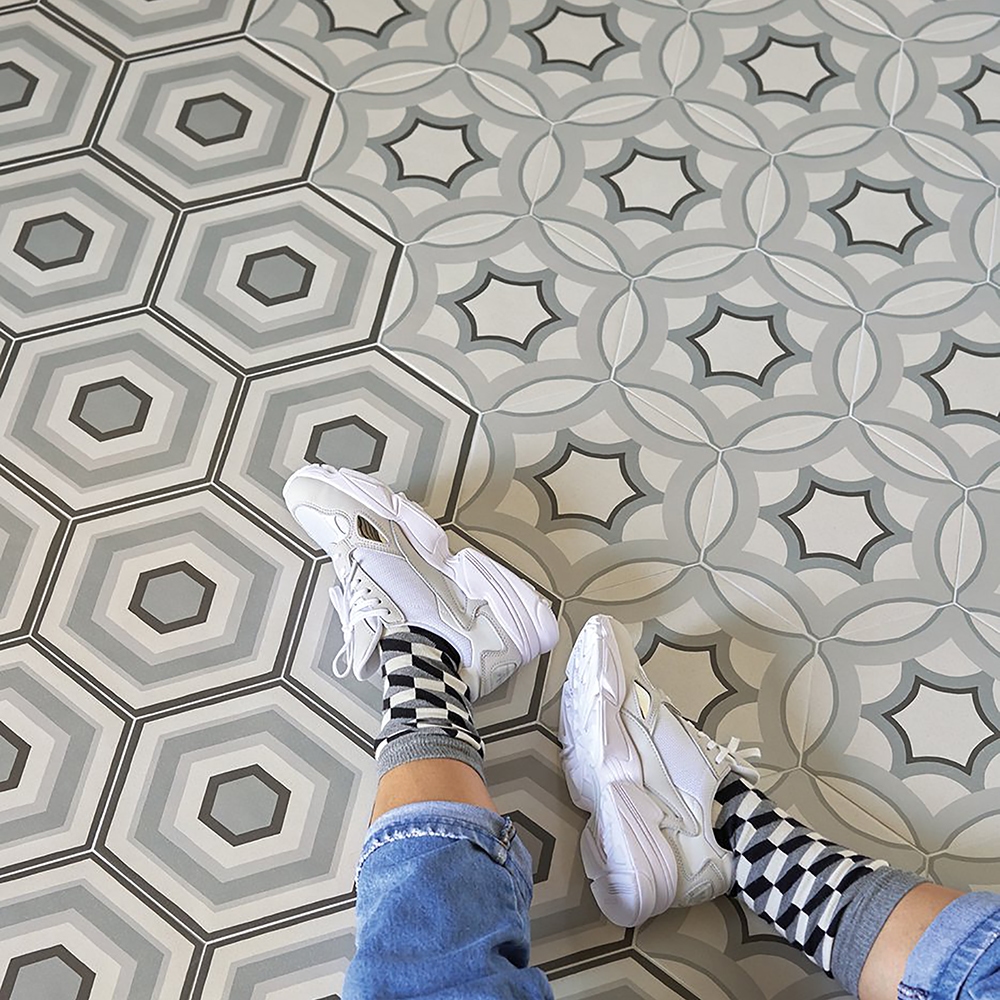 Multicolor patterned cement porcelain tile