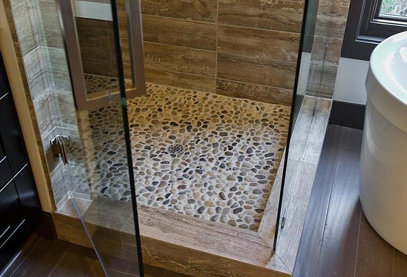 Pebble Tile Stone Tiles Cons, Pebble Stone Backsplash Bathroom