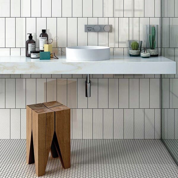 white subway tile with black grout
